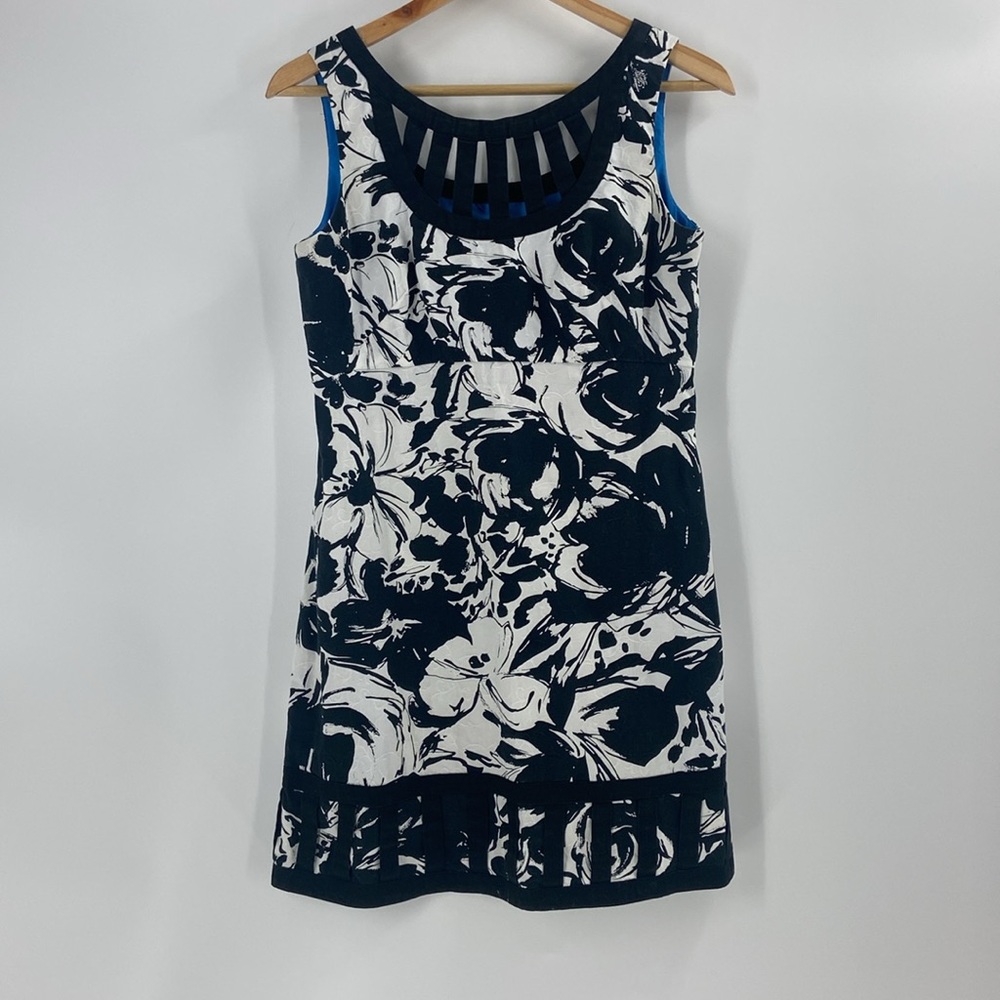 Donna Ricco black & white floral graphic detail dress spring summer